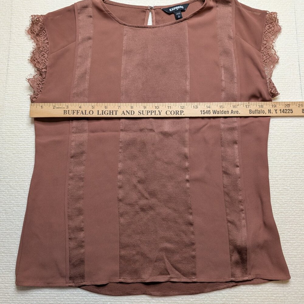 Express Sleeveless Dusty Rose Lace Blouse - Size Small - Picture 3 of 6